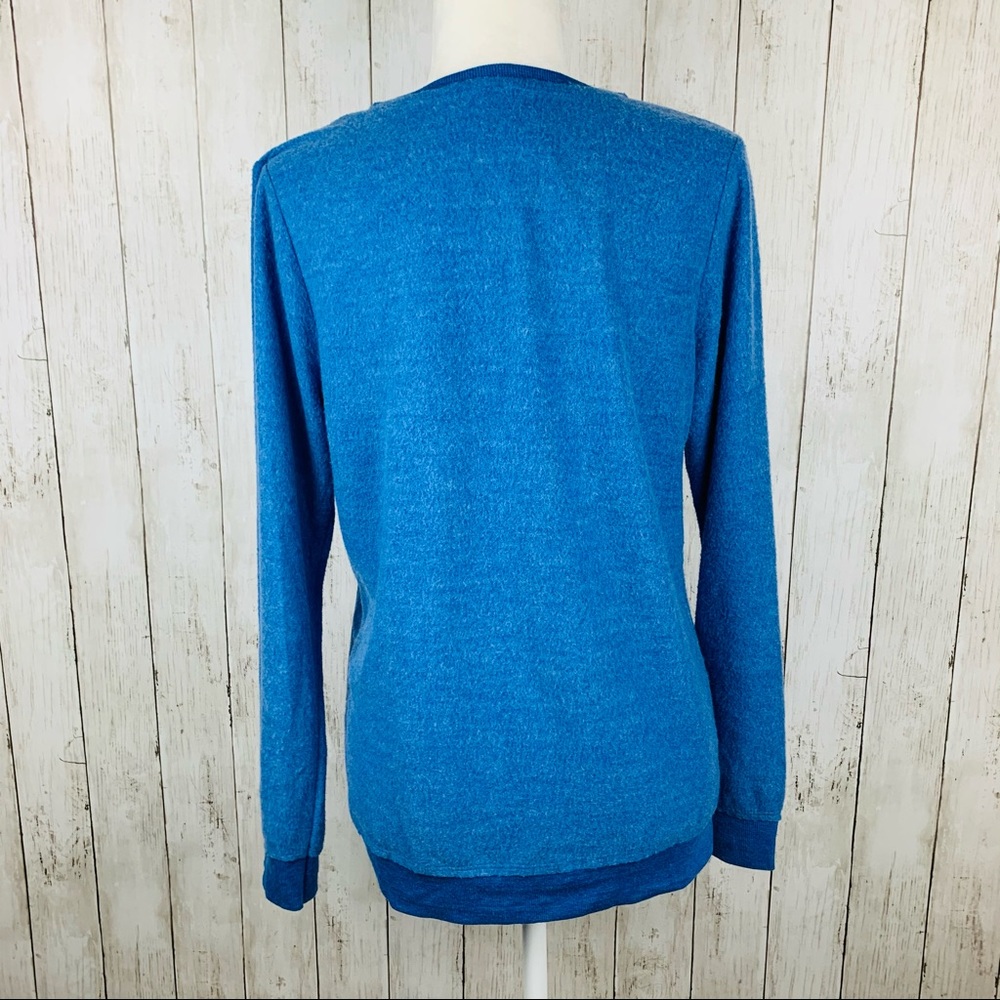 🔥CHASER🔥ANTHROPOLOGIE I LOVE PRESENTS Blue Sweatshirt Medium NWT - Picture 4 of 4